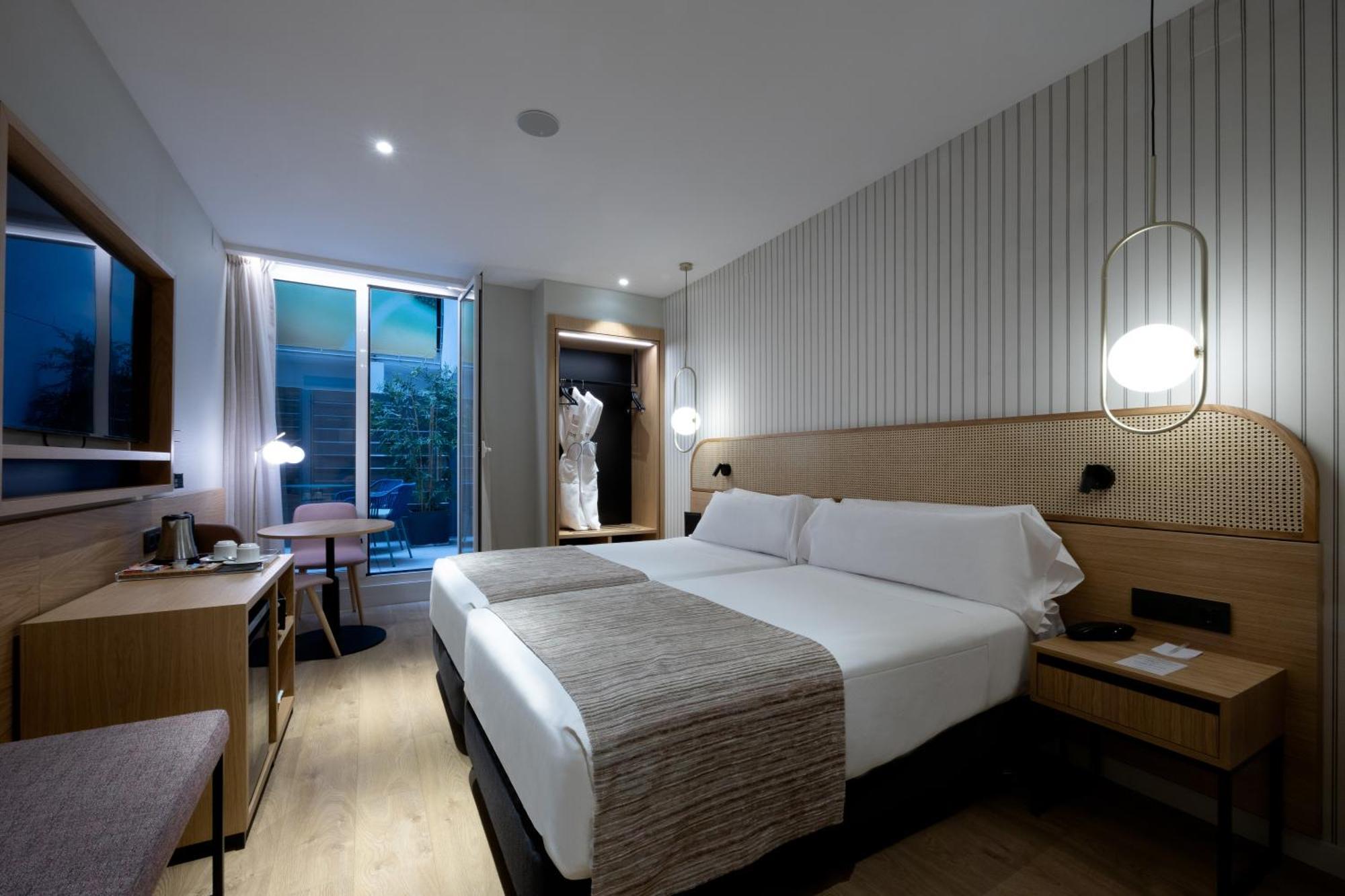 Hotel Catalonia Diagonal Centro à Barcelone Extérieur photo
