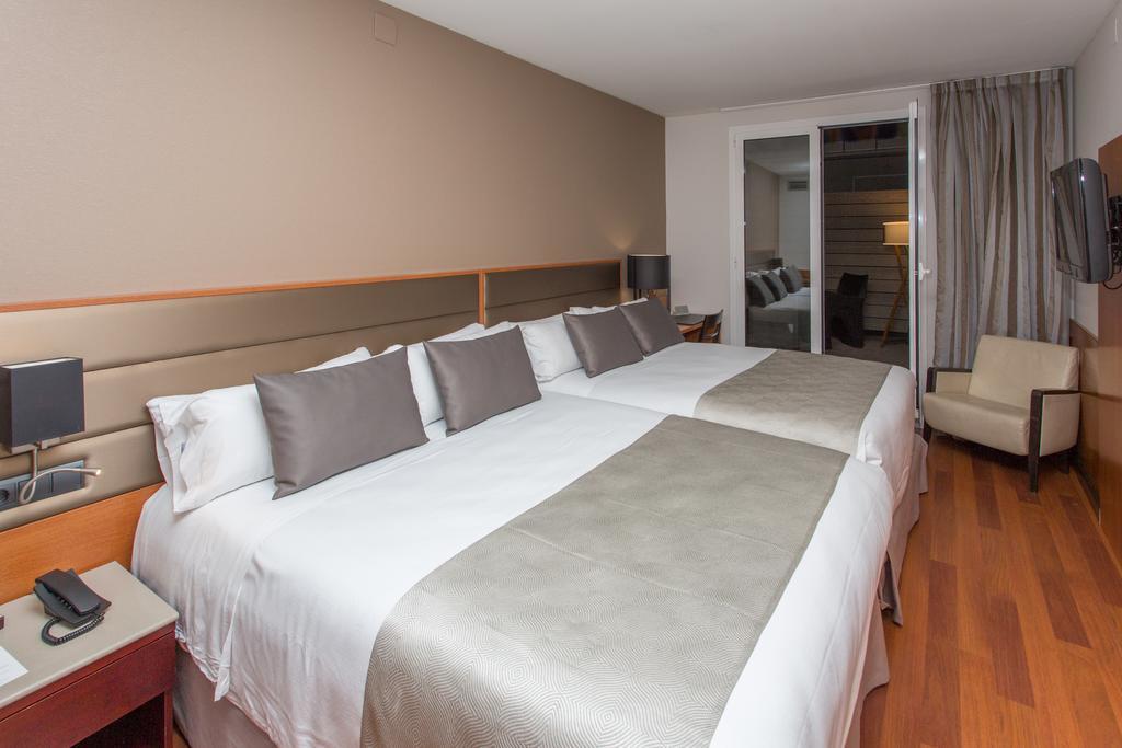 Hotel Catalonia Diagonal Centro à Barcelone Extérieur photo